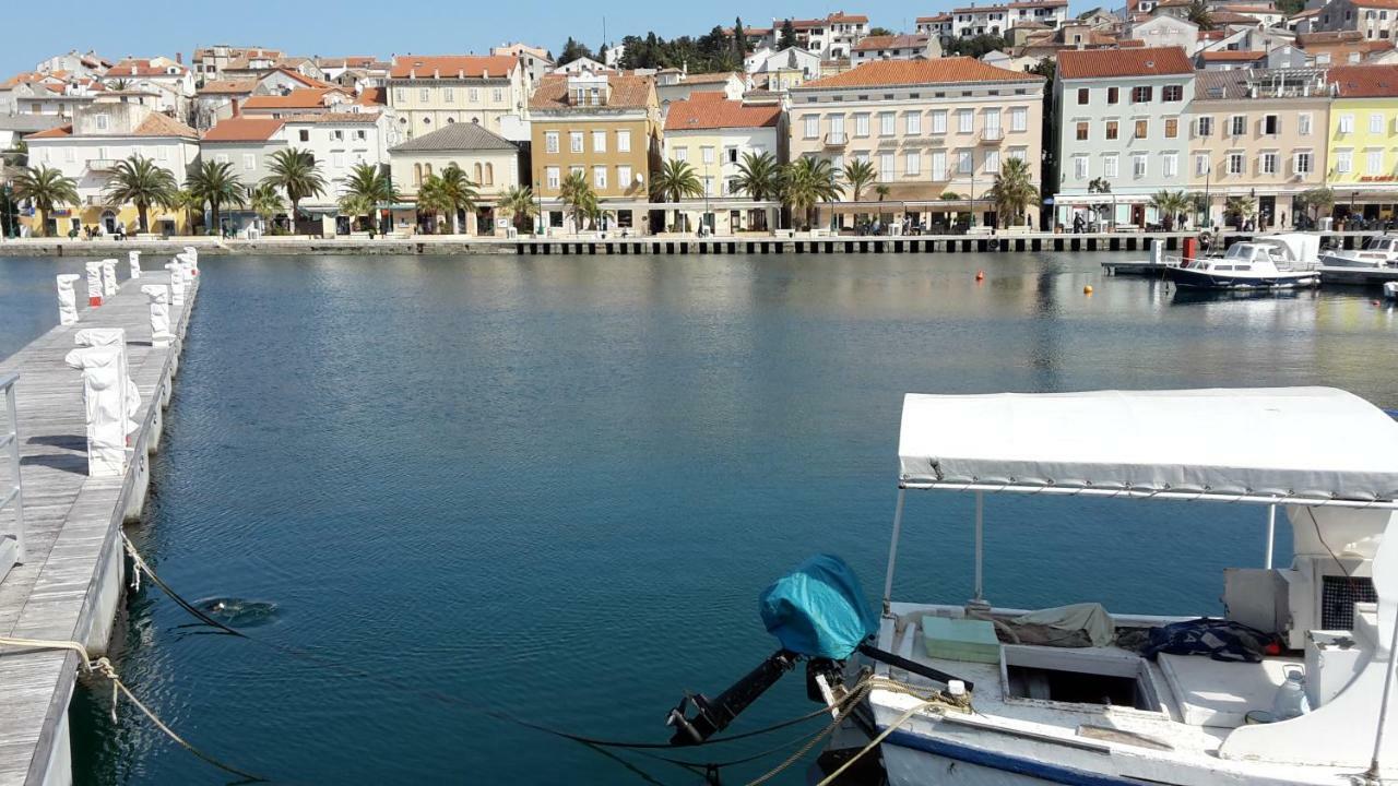Season4All Apartments Mali Losinj Ngoại thất bức ảnh